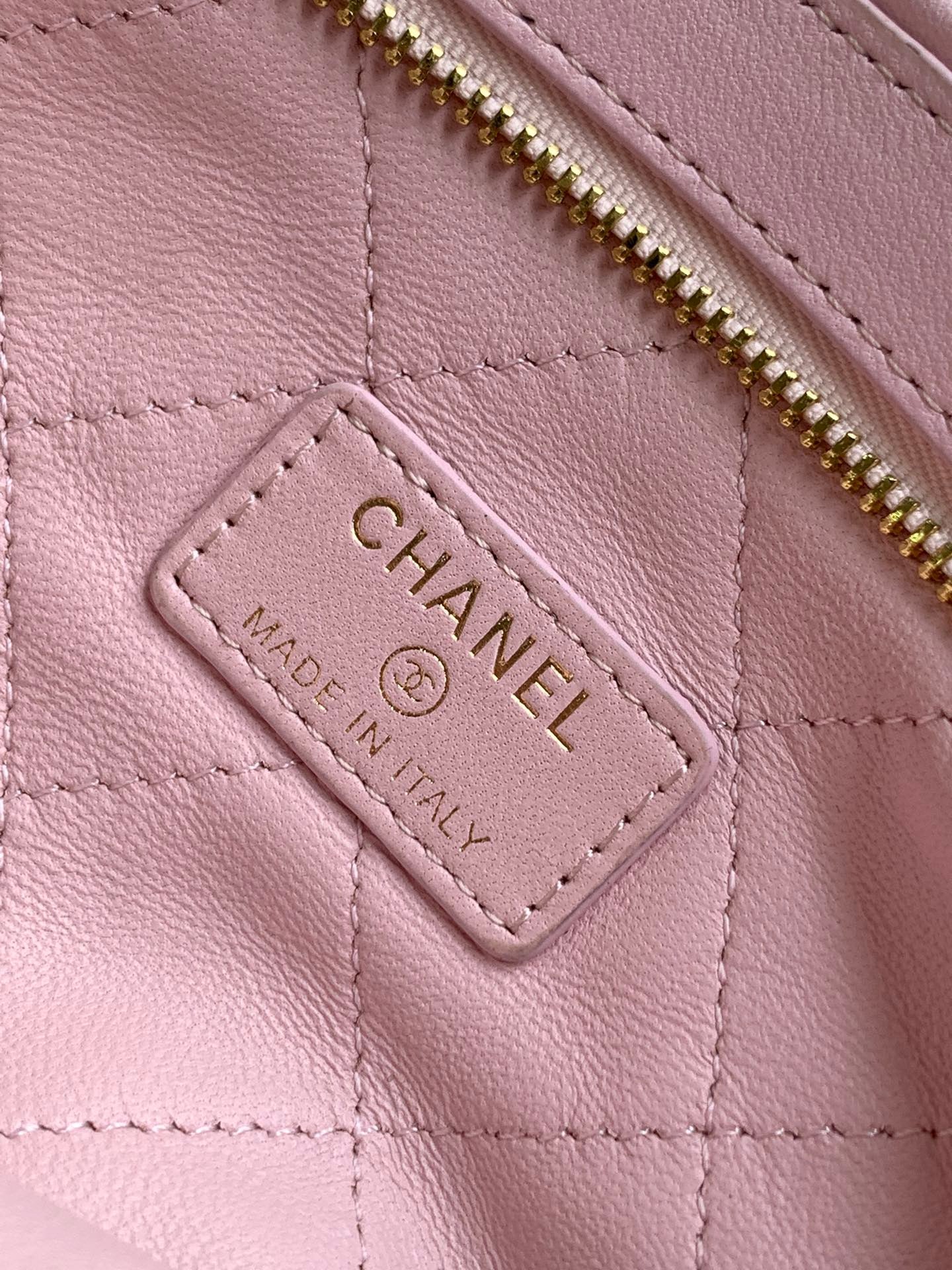 CHANEL-  2ss bag  golden/sliver