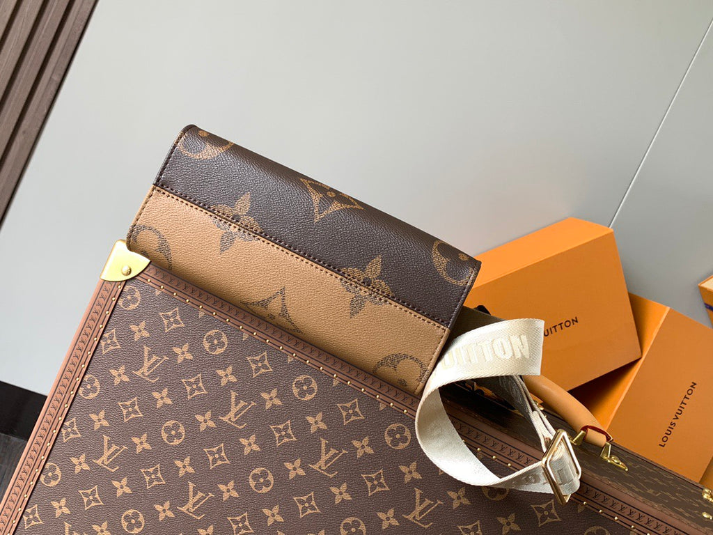 LOUIS VUITTON- M46373 onthego monogram reverse