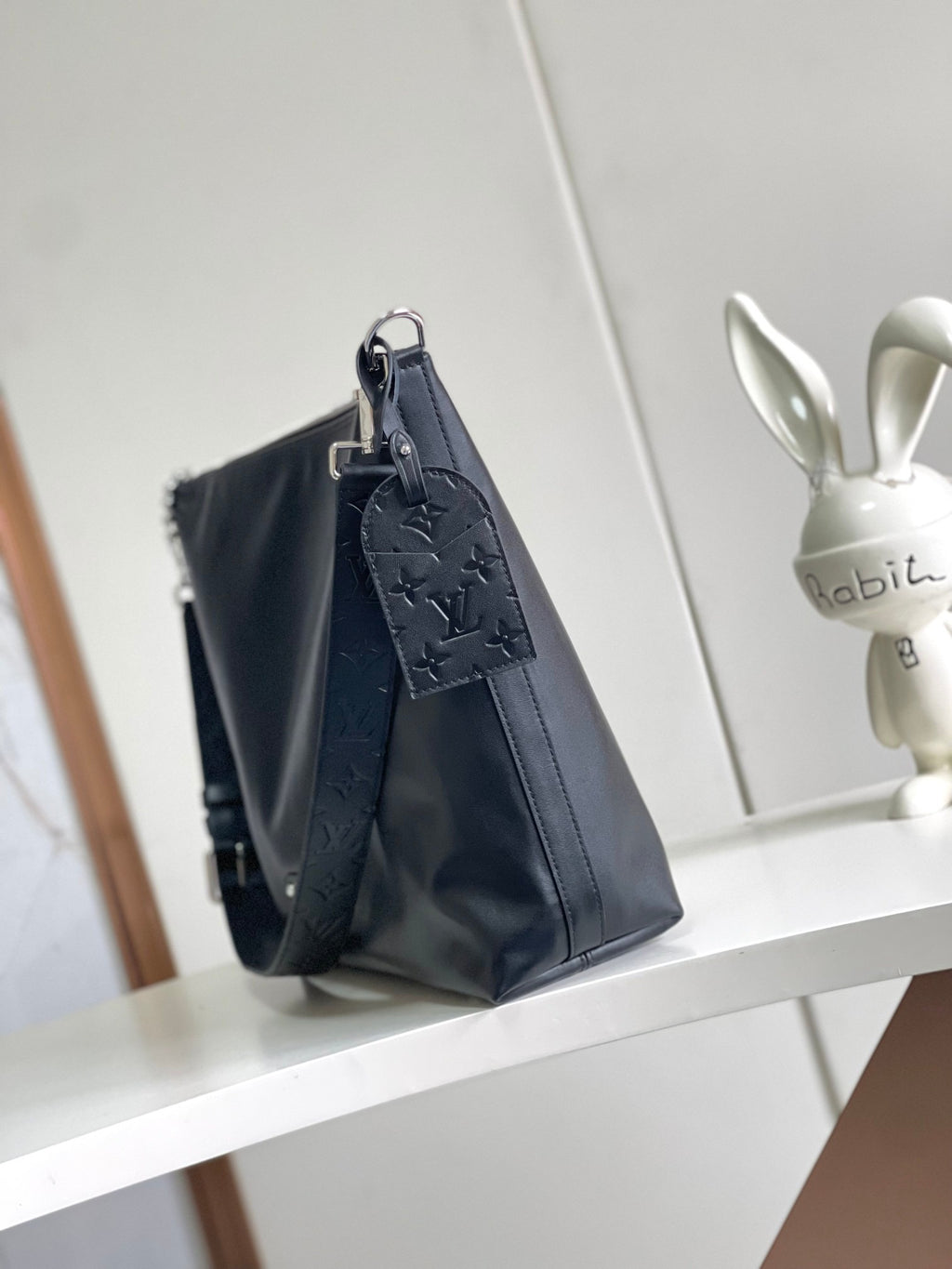 LOUIS VUITTON-  METIS M13986