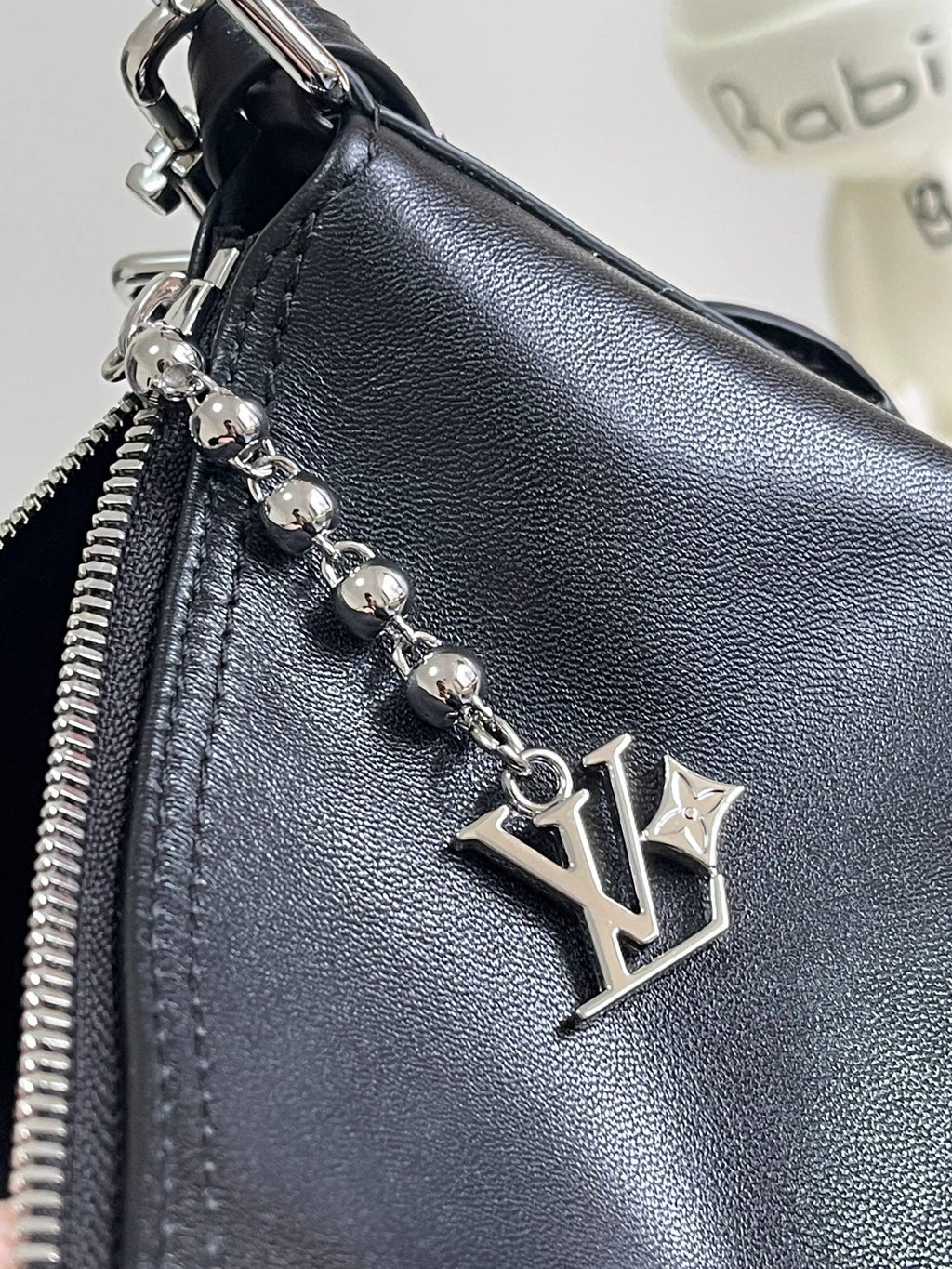 LOUIS VUITTON-  METIS M13986