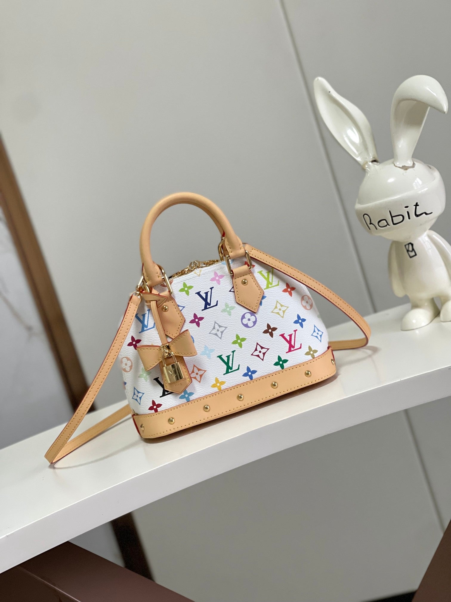 LOUIS VUITTON-  M13078 Alma BB