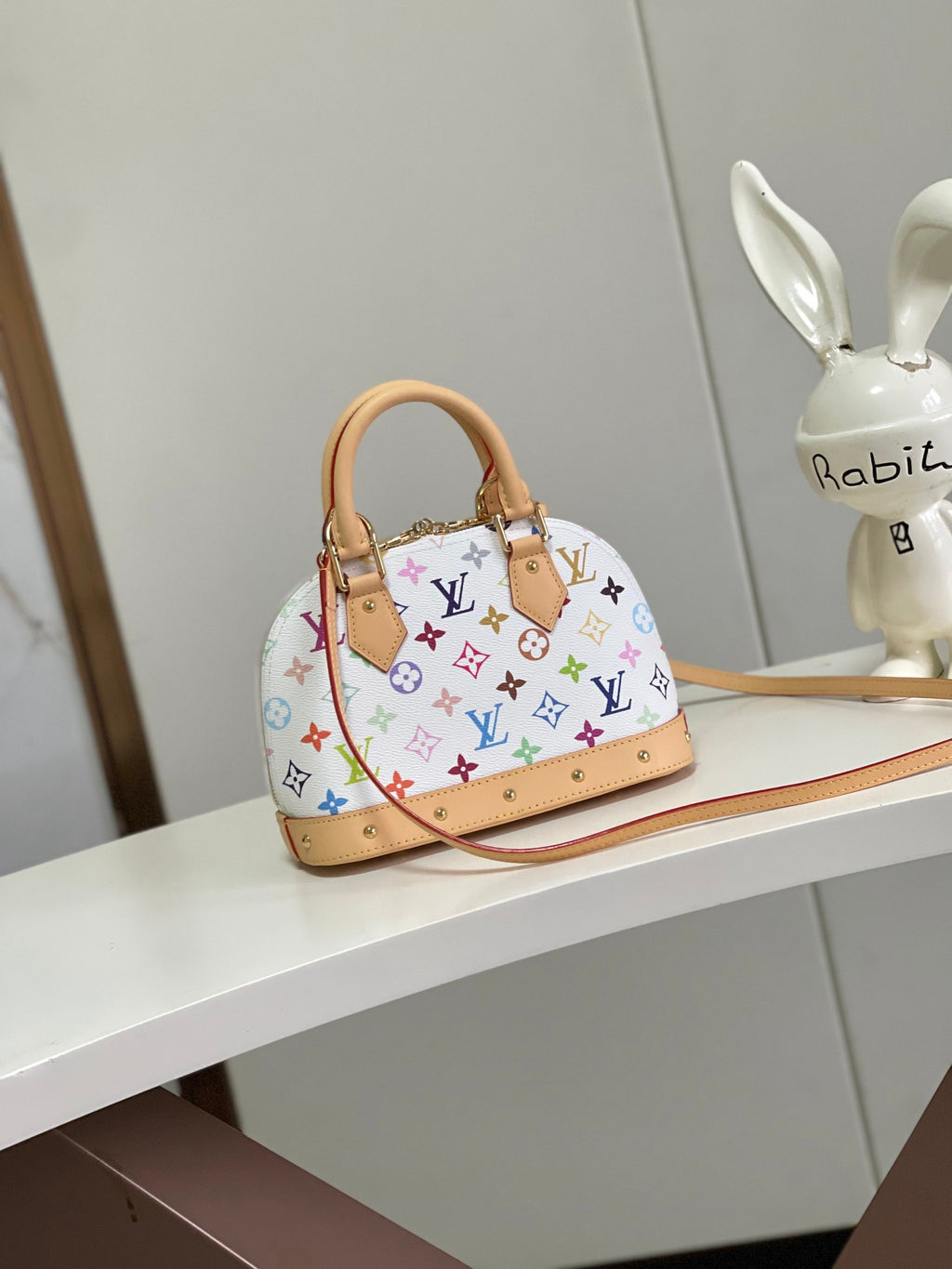 LOUIS VUITTON-  M13078 Alma BB