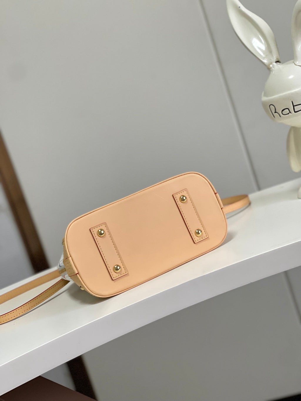 LOUIS VUITTON-  M13078 Alma BB