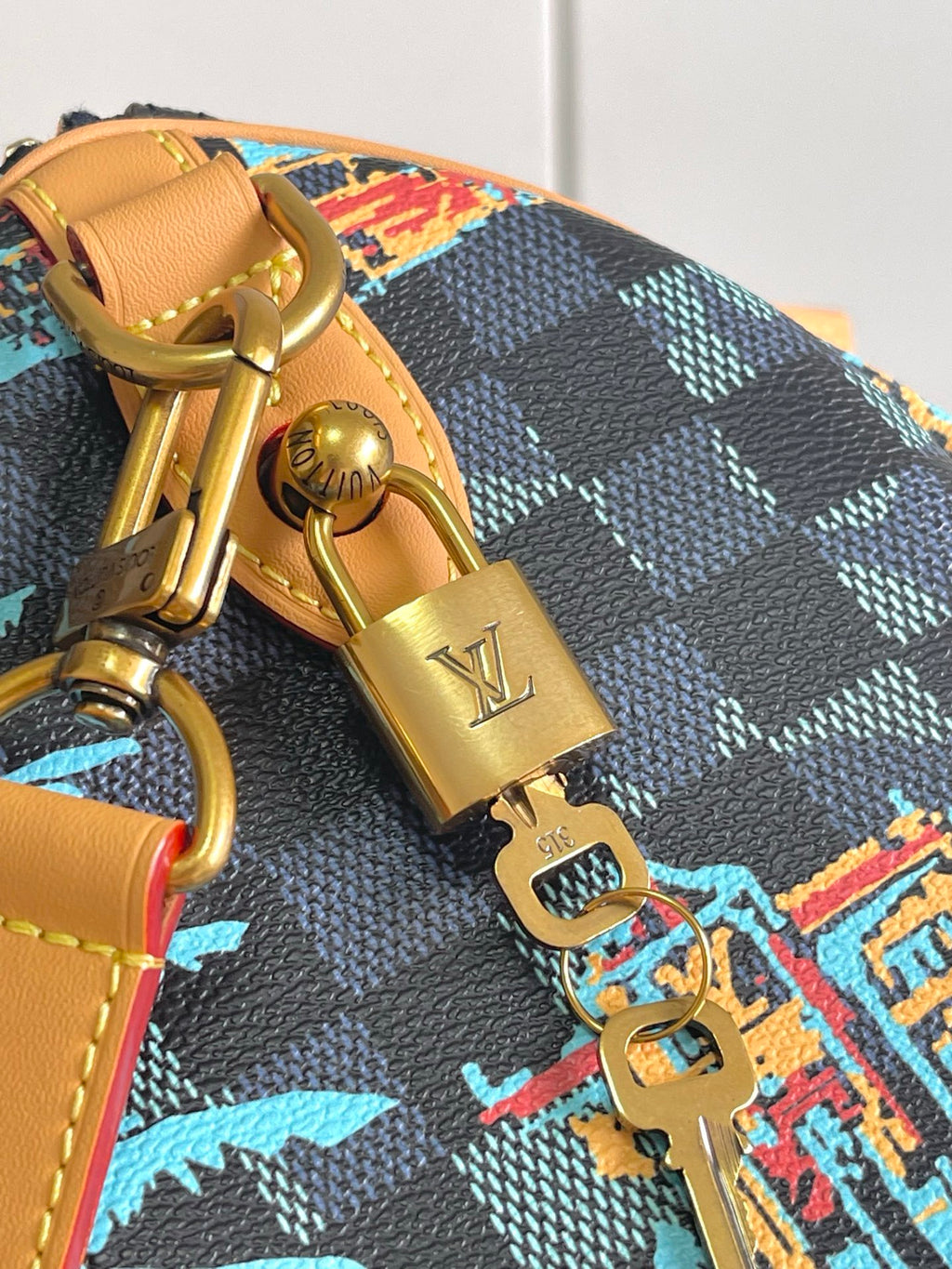 LOUIS VUITTON- SPEEDY 25 BANDOULIÈRE N00225