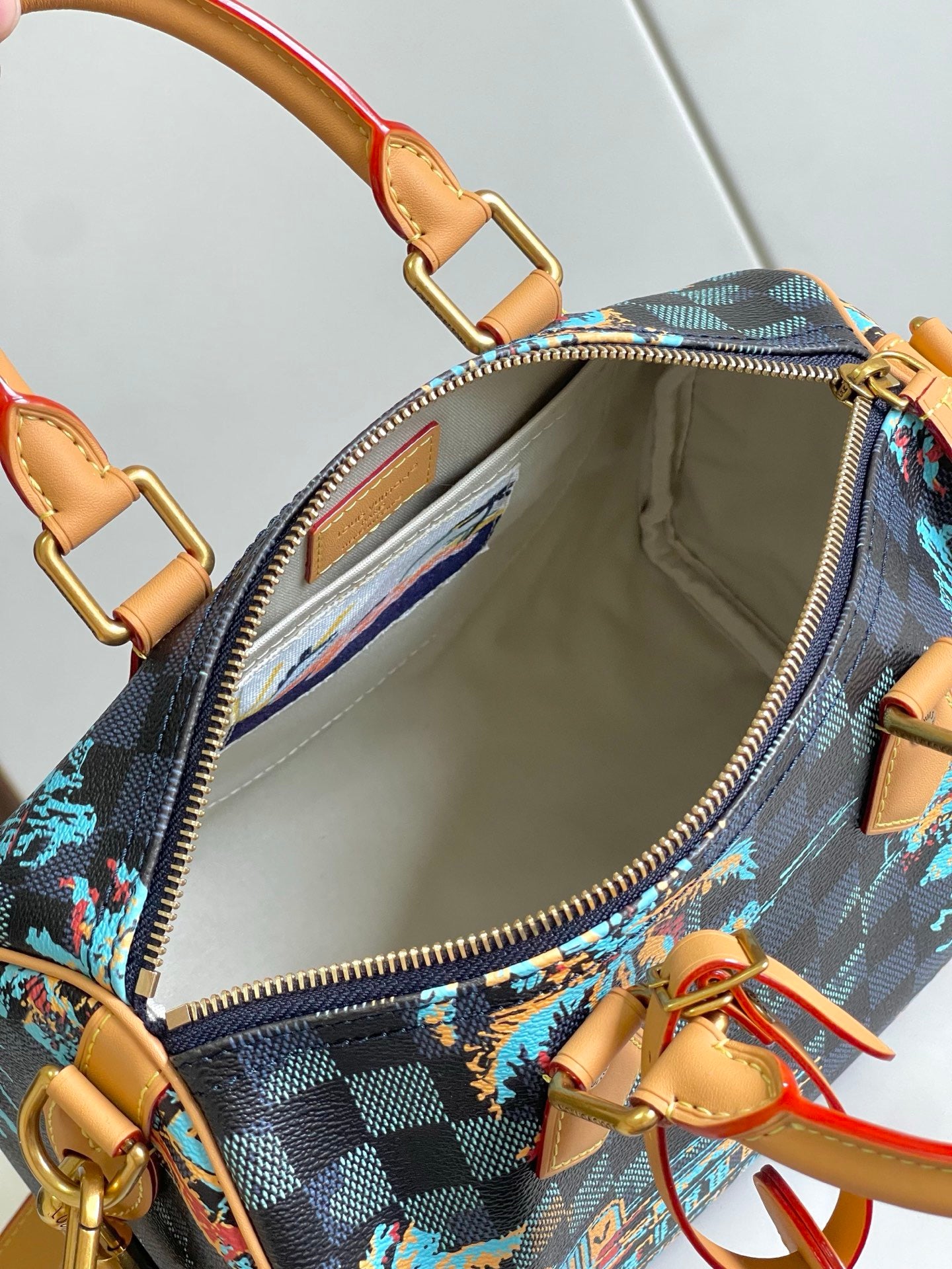 LOUIS VUITTON- SPEEDY 25 BANDOULIÈRE N00225