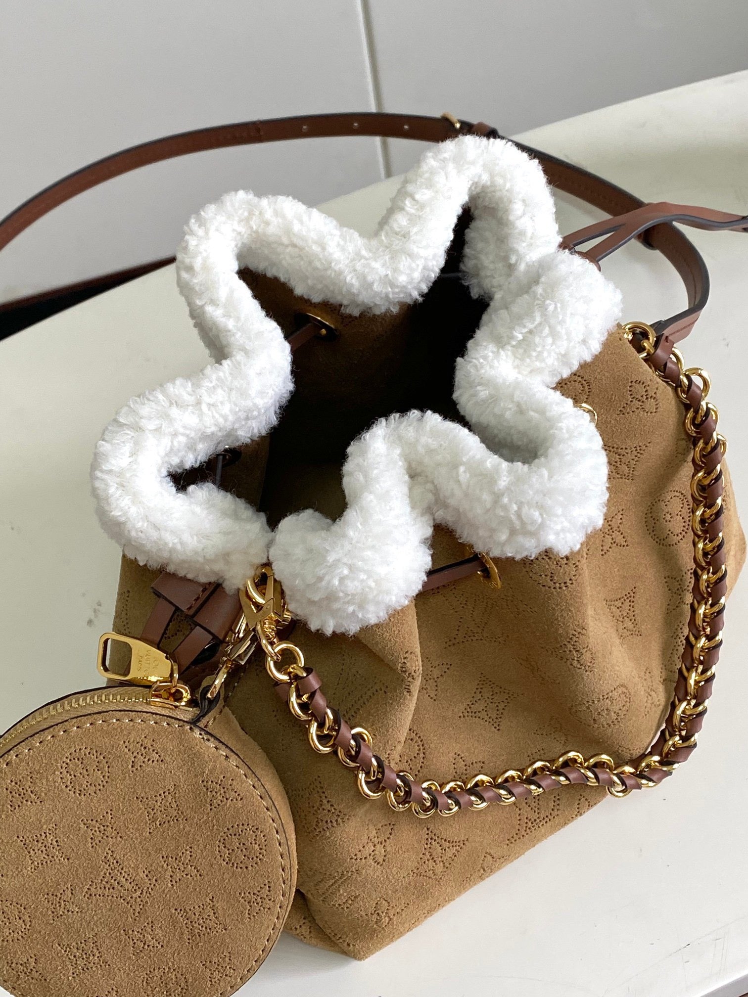 LOUIS VUITTON- M11839 Bella