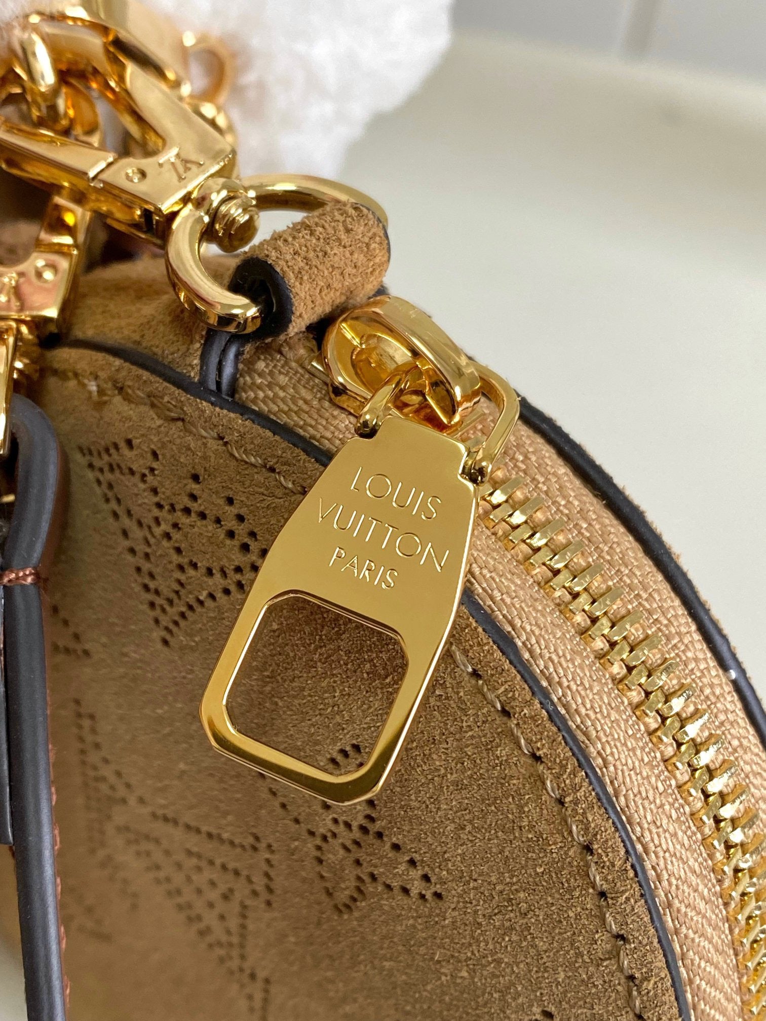 LOUIS VUITTON- M11839 Bella