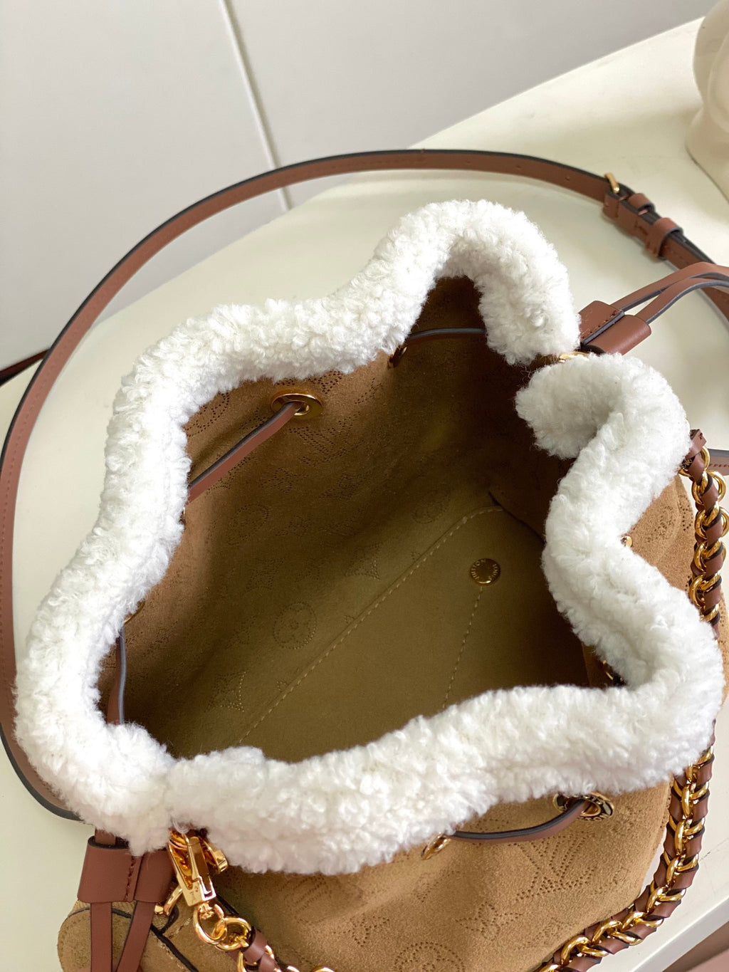 LOUIS VUITTON- M11839 Bella