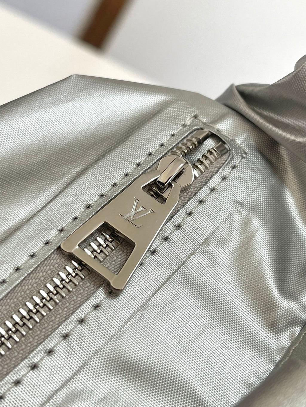 LOUIS VUITTON-  M11847 OnTheGo