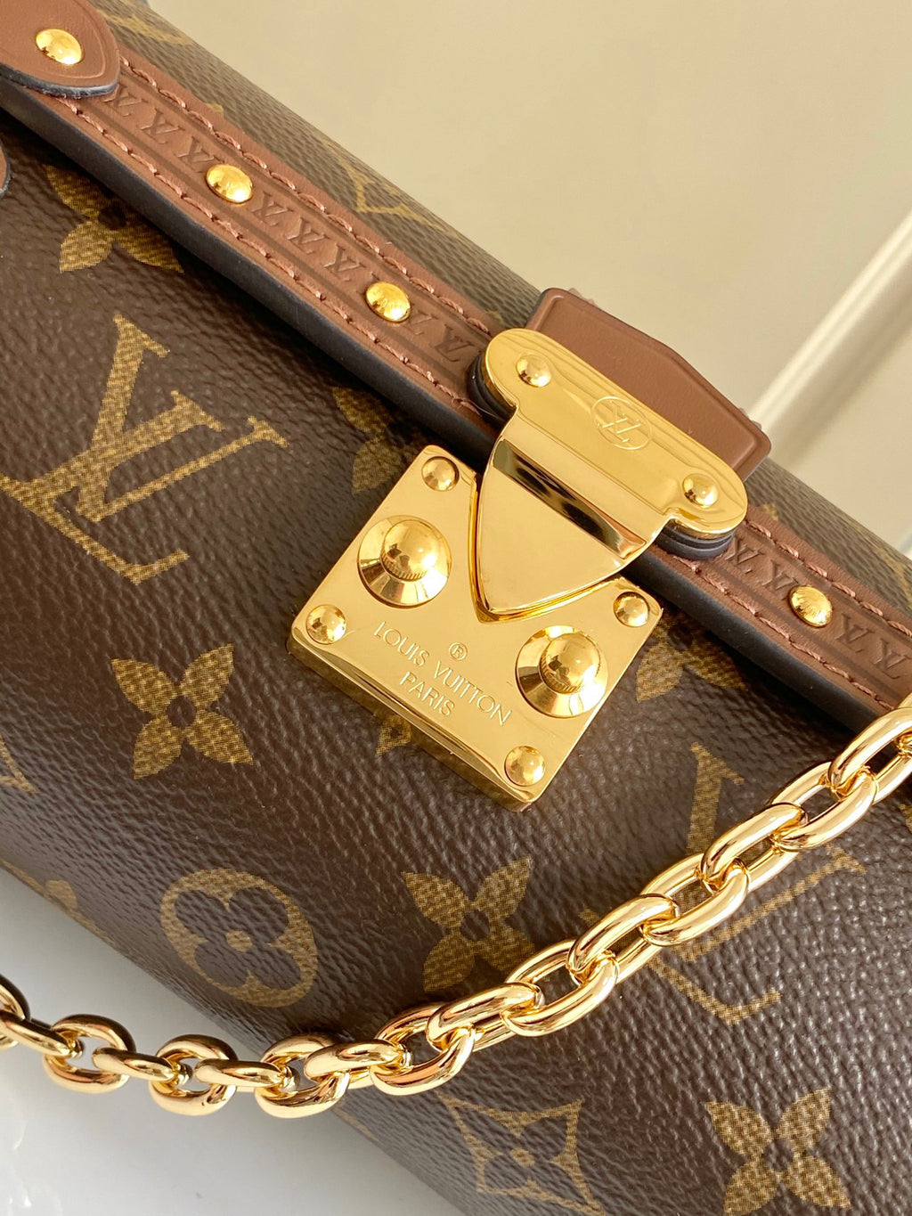 LOUIS VUITTON-M57835 Papillon Trunk