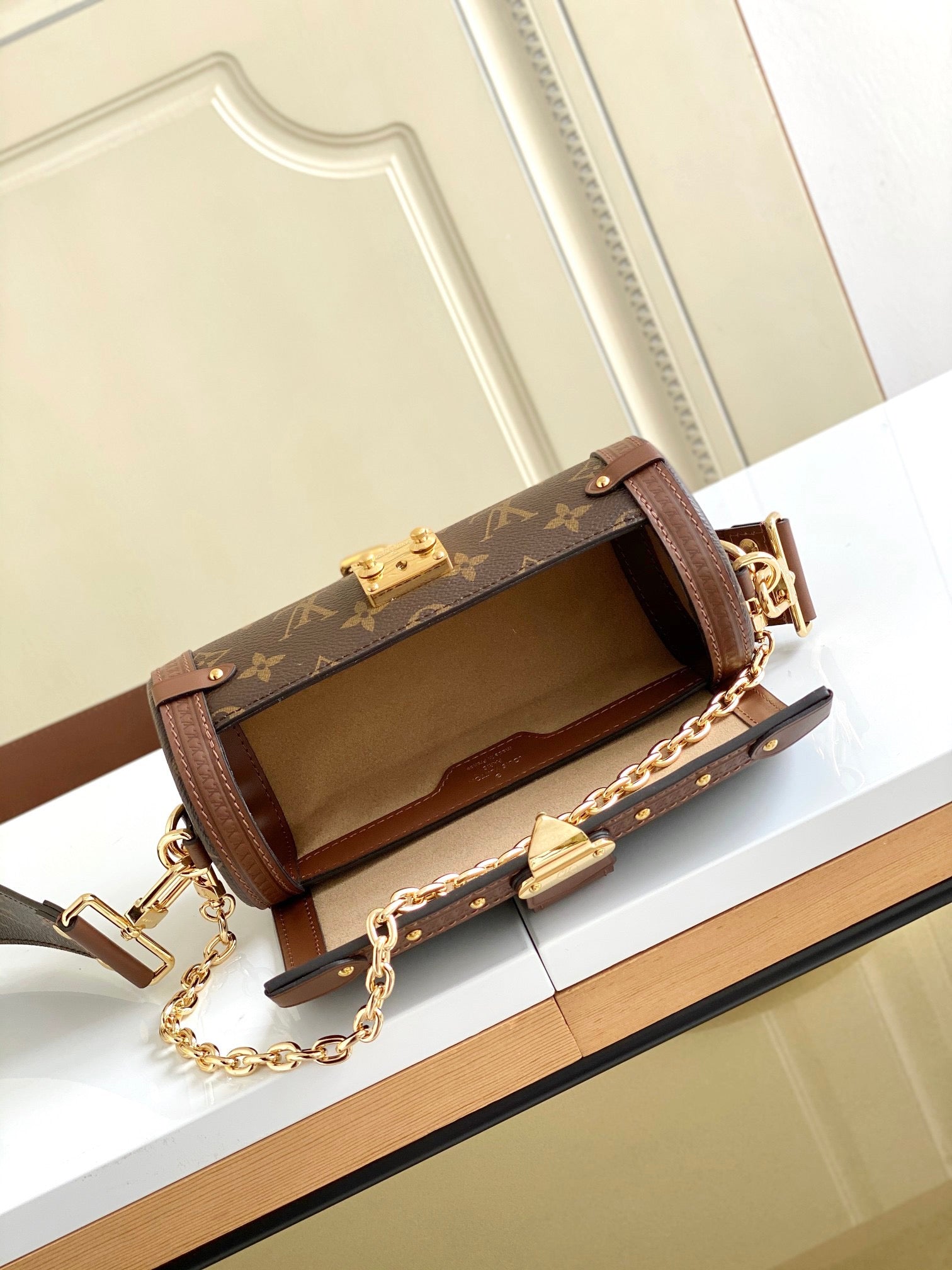 LOUIS VUITTON-M57835 Papillon Trunk