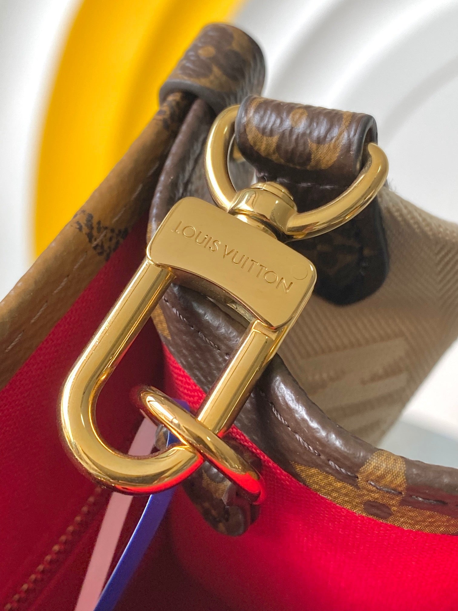 LOUIS VUITTON-ONTHEGO M46373