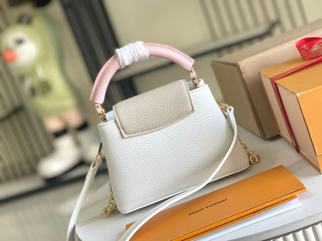 LOUIS VUITTON- LV bag