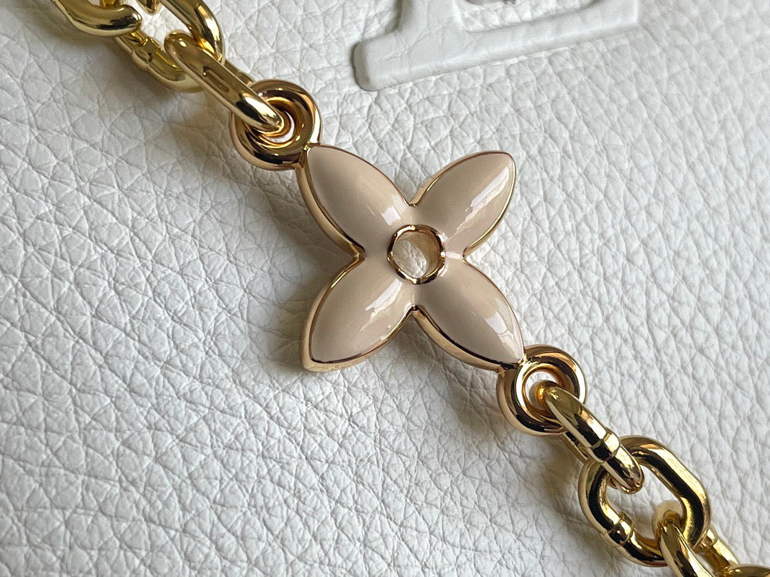 LOUIS VUITTON- LV bag