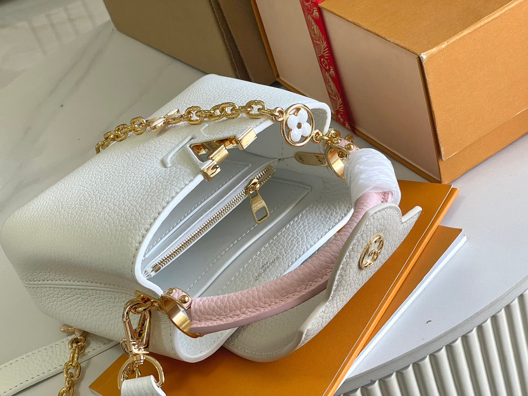 LOUIS VUITTON- LV bag