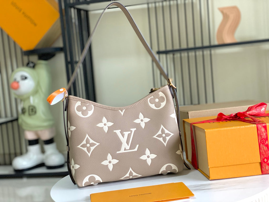 LOUIS VUITTON- LV bag