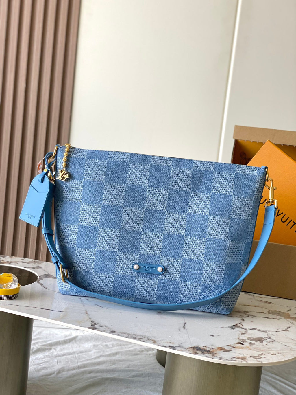 LOUIS VUITTON- LV bag
