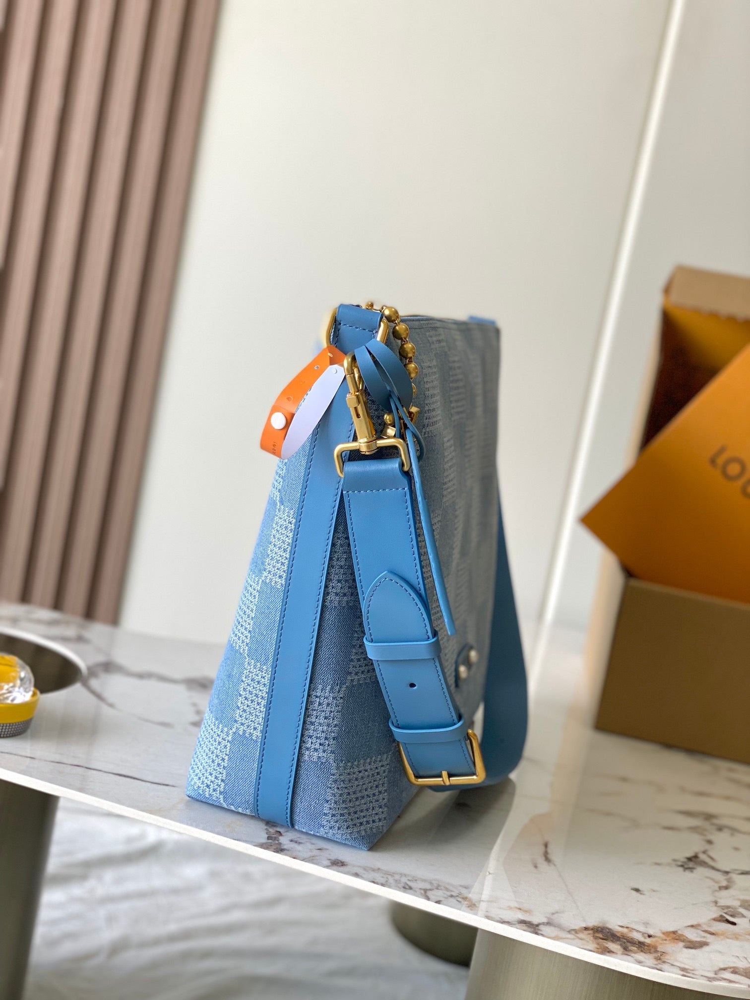 LOUIS VUITTON- LV bag