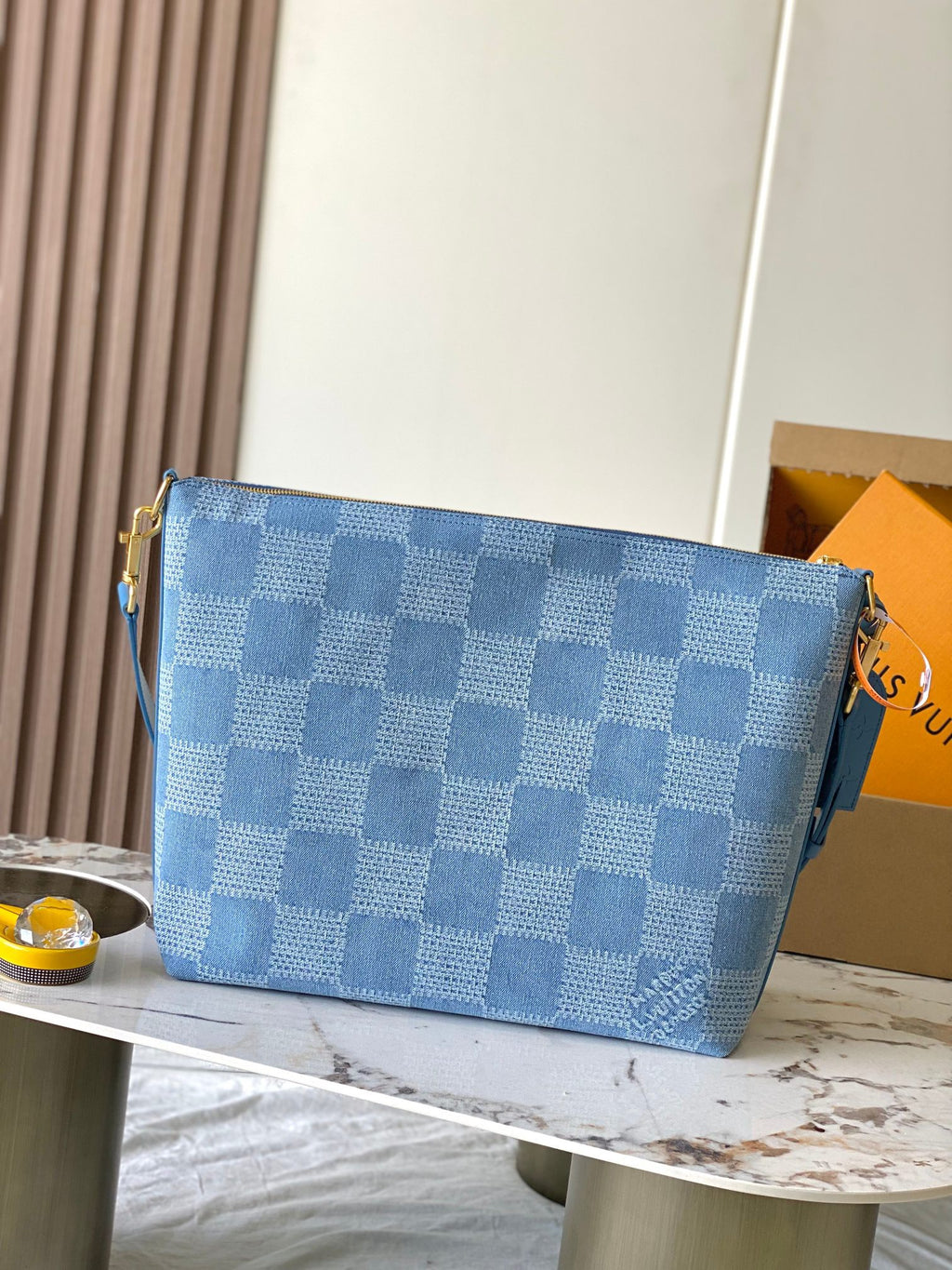 LOUIS VUITTON- LV bag