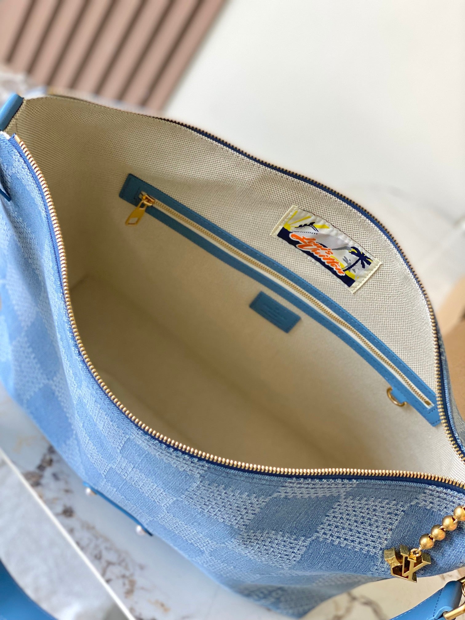 LOUIS VUITTON- LV bag