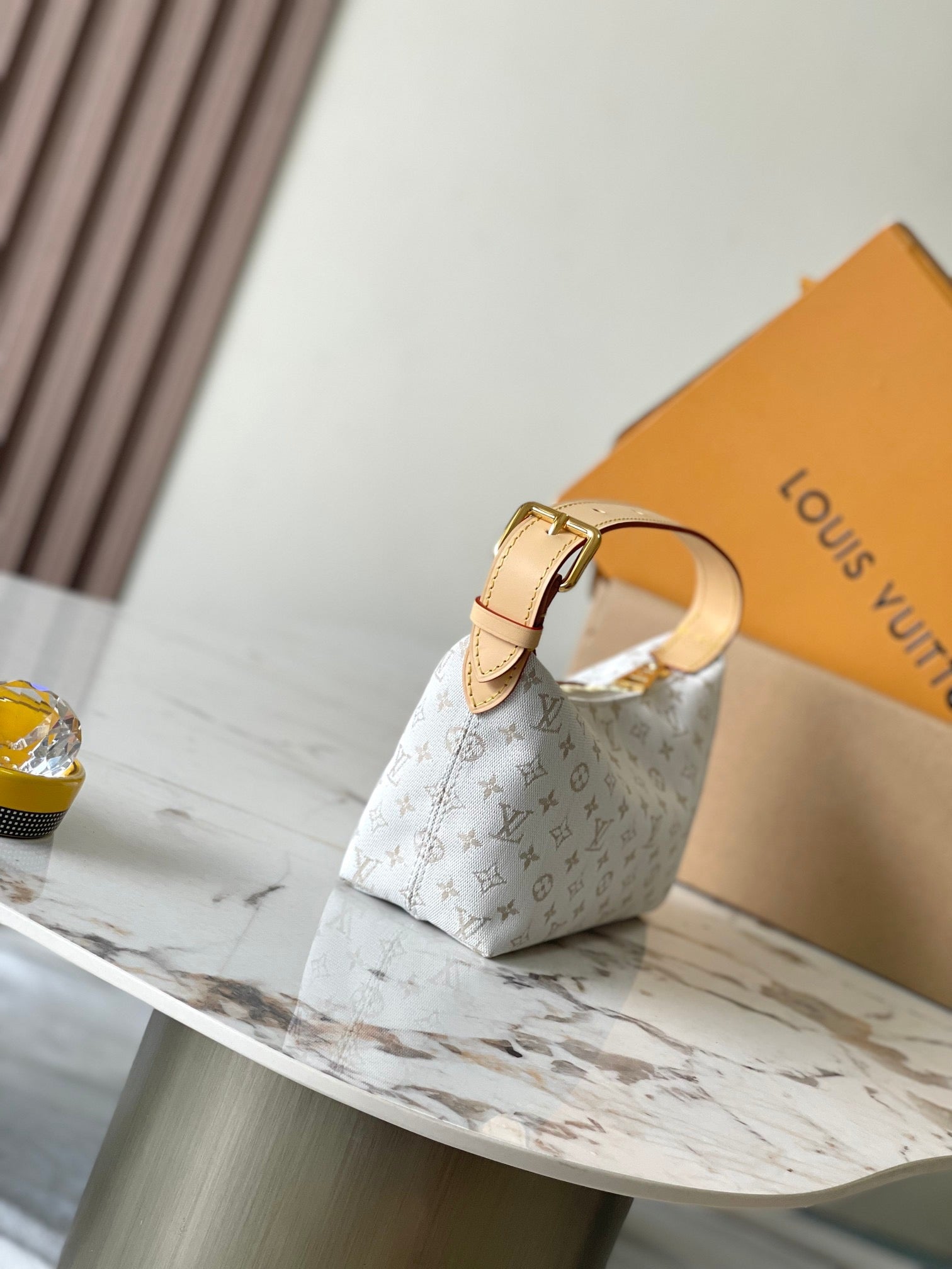 LOUIS VUITTON- LV bag