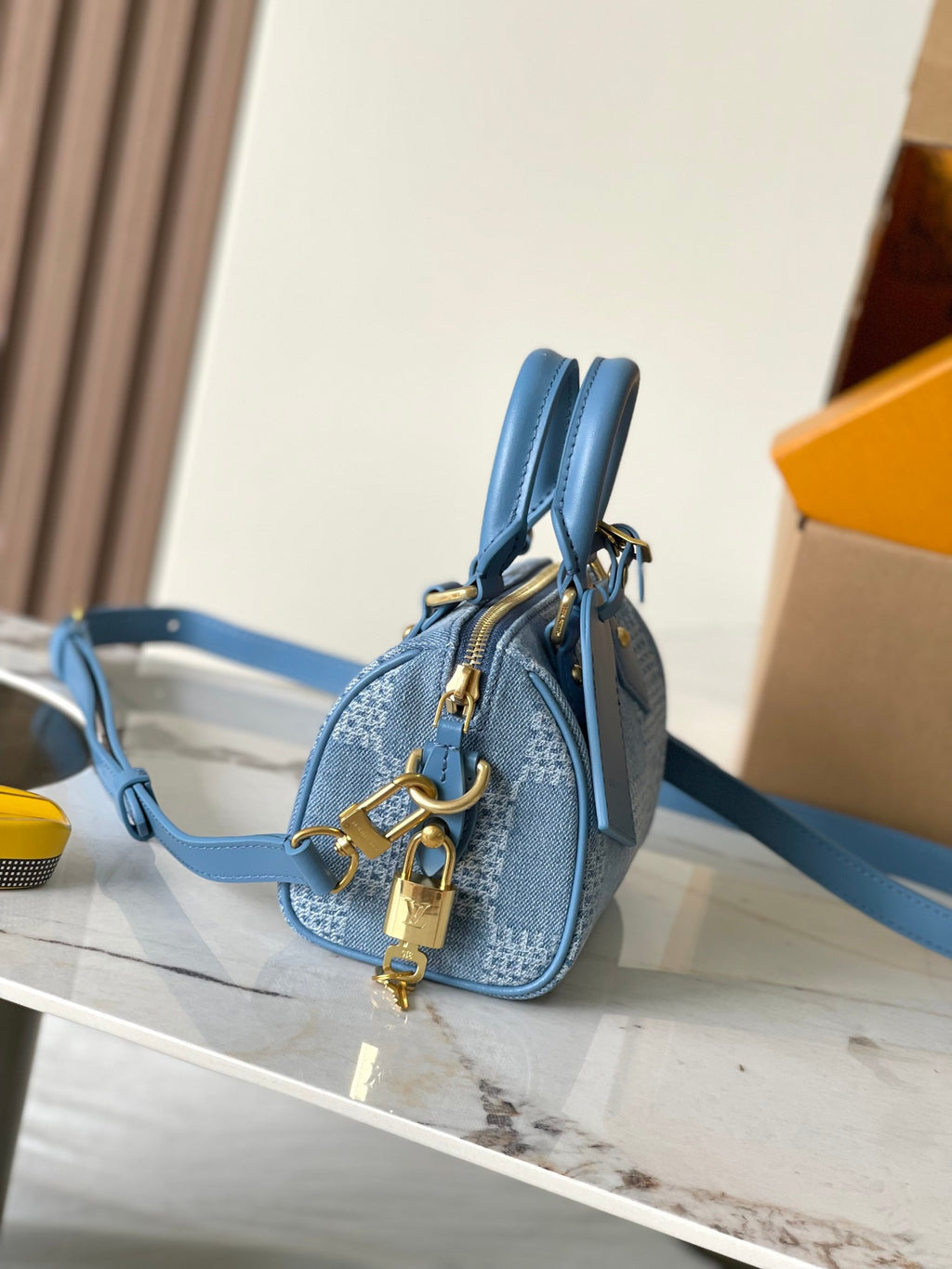 LOUIS VUITTON- LV bag