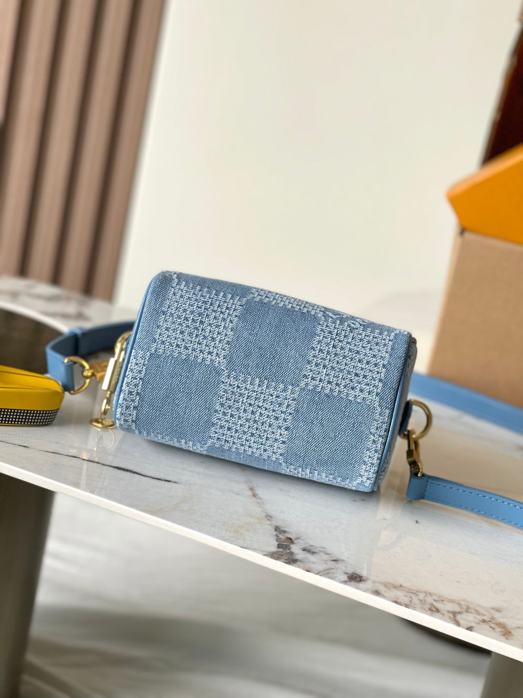 LOUIS VUITTON- LV bag