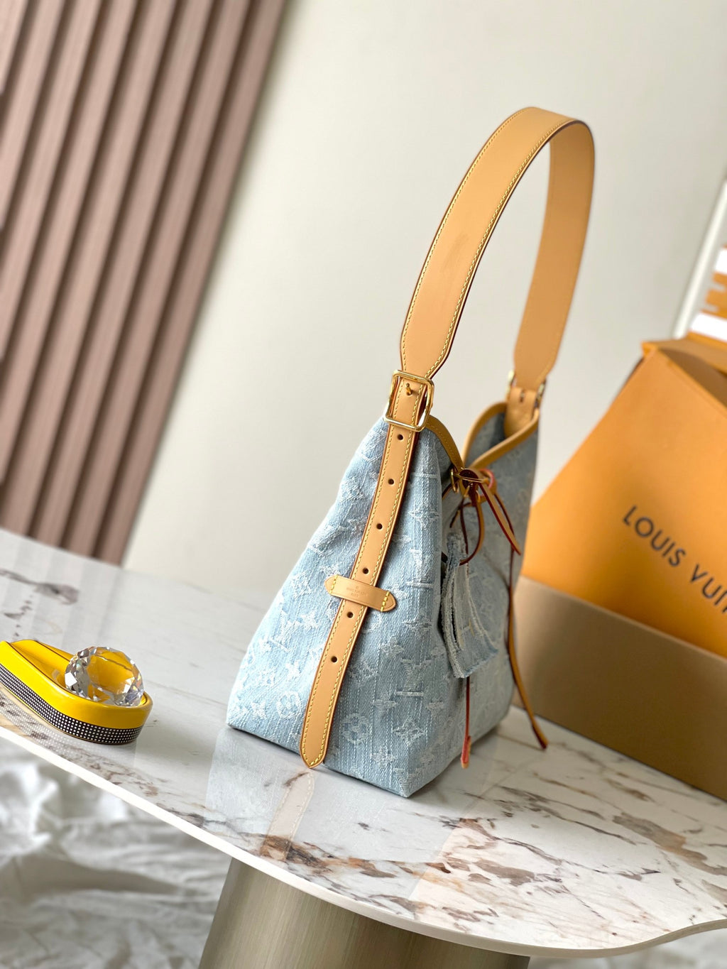 LOUIS VUITTON- LV bag