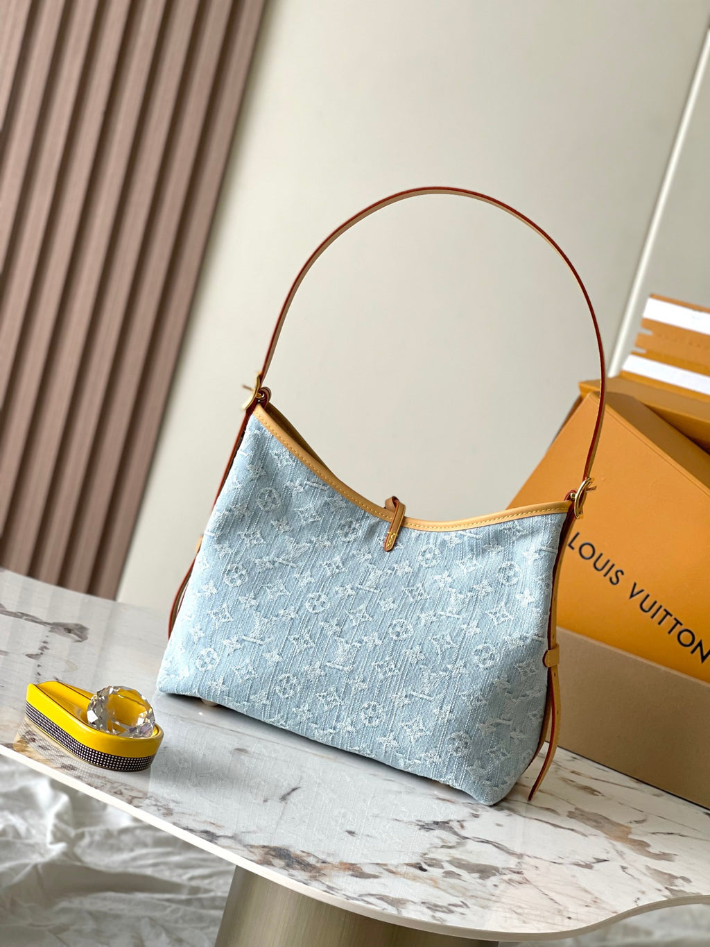 LOUIS VUITTON- LV bag