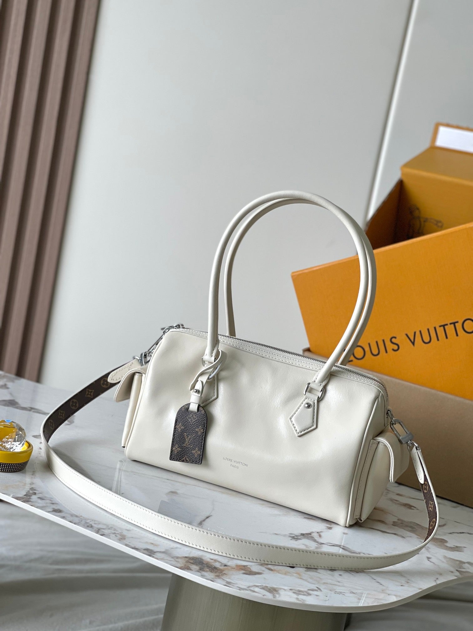 LOUIS VUITTON- LV bag