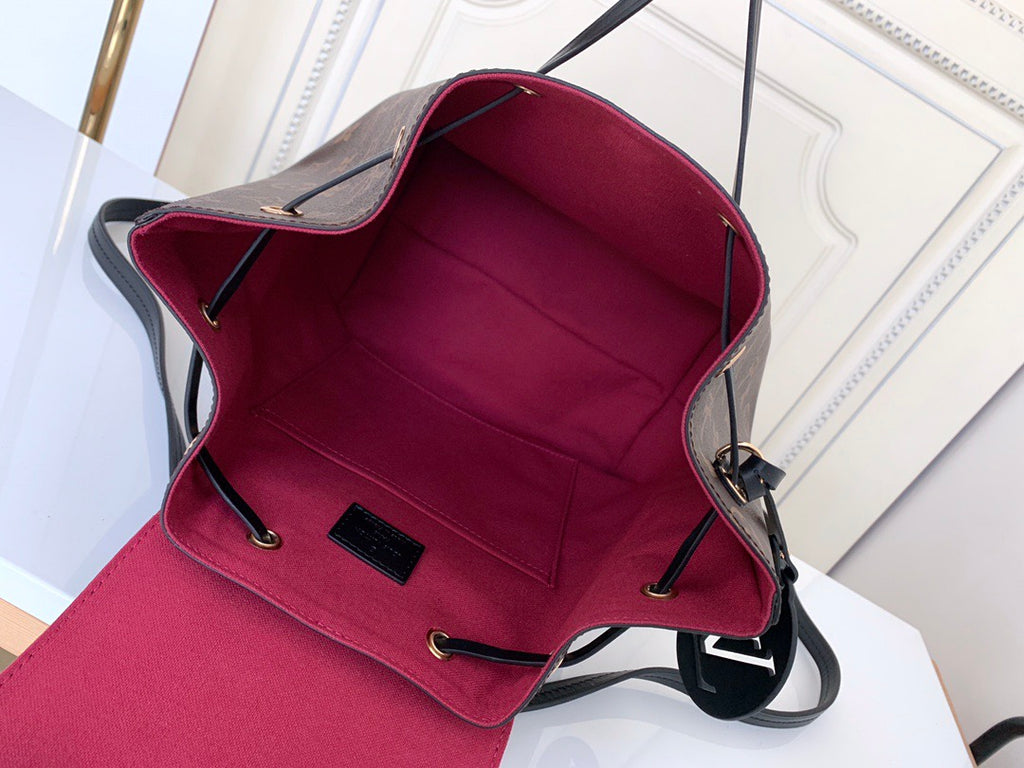 LOUIS VUITTON- LV bag