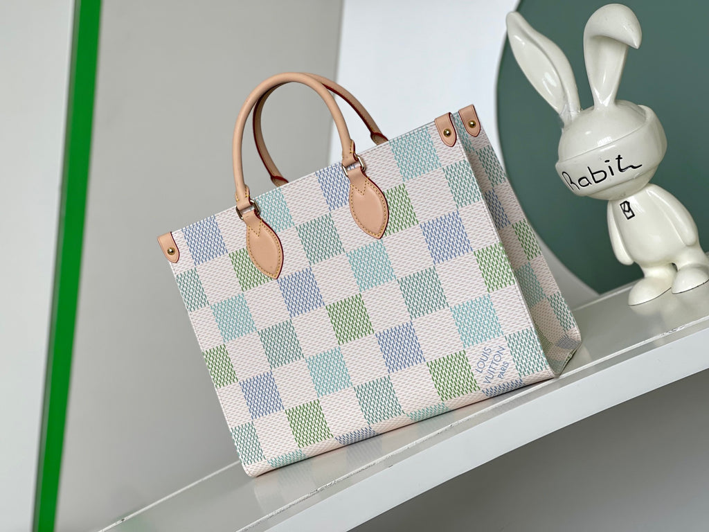 LOUIS VUITTON- LV bag