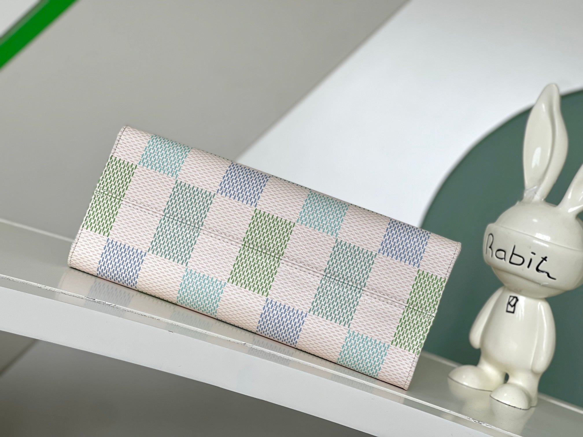 LOUIS VUITTON- LV bag