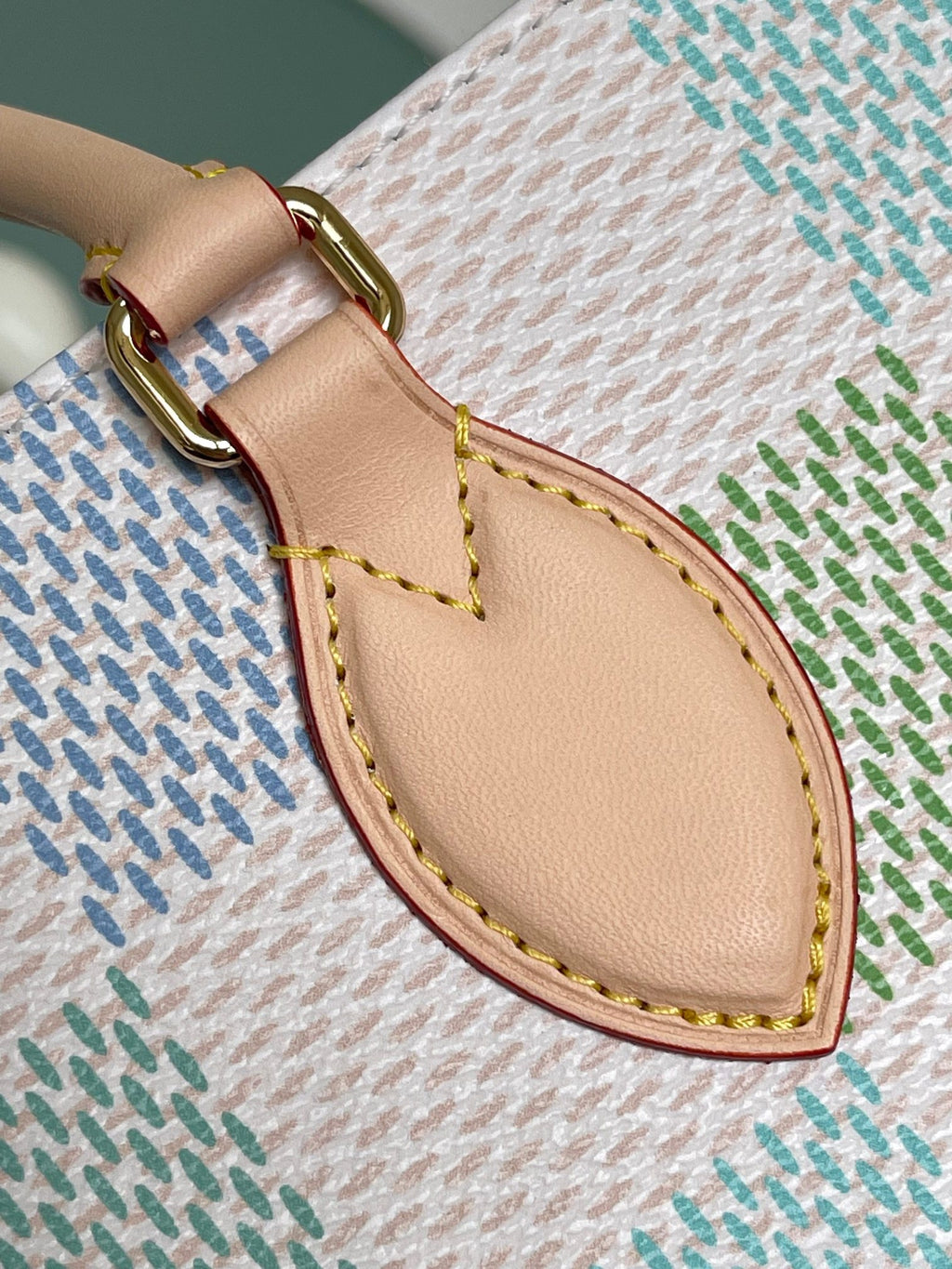 LOUIS VUITTON- LV bag