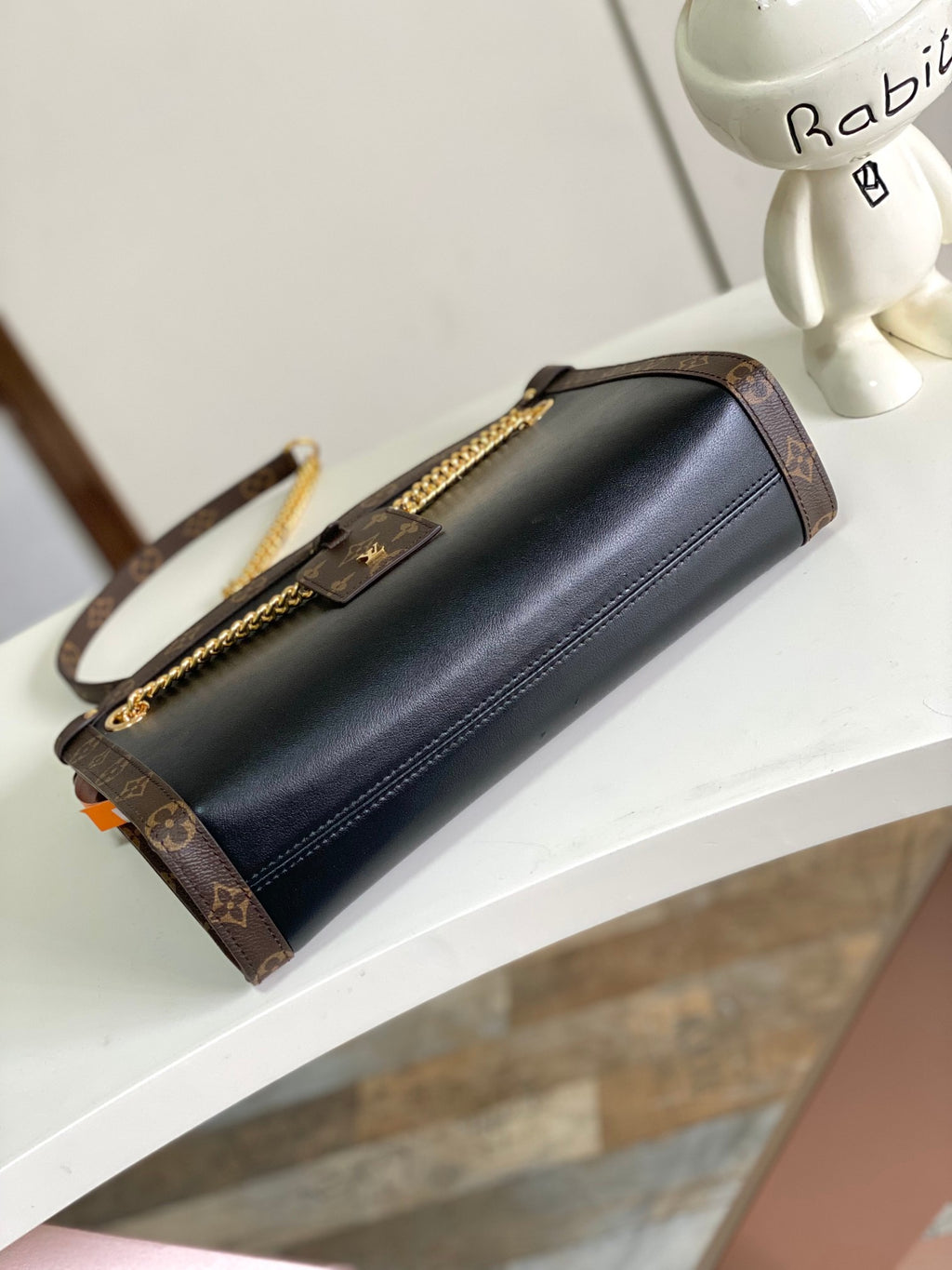 LOUIS VUITTON- LV bag