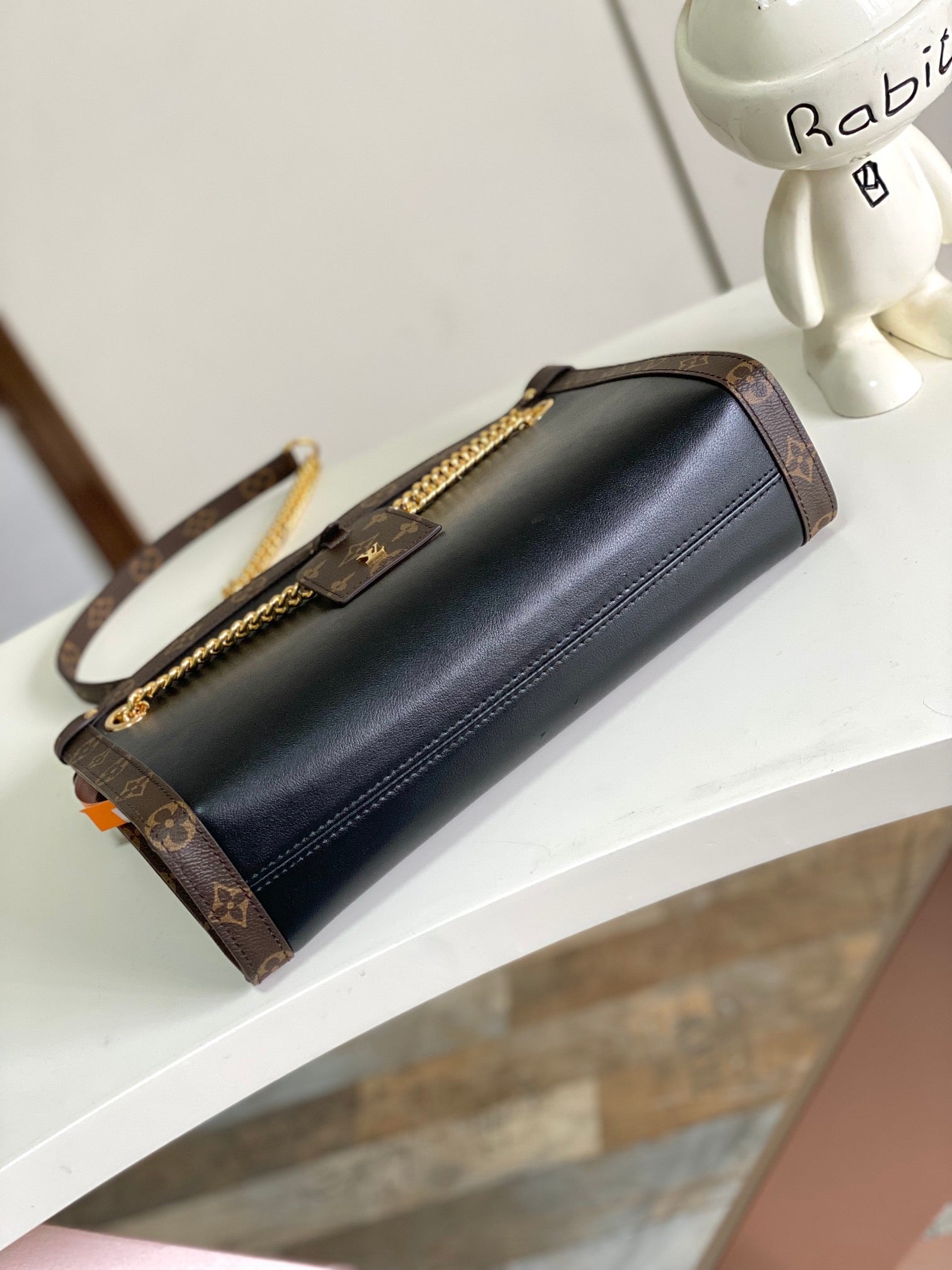 LOUIS VUITTON- LV bag