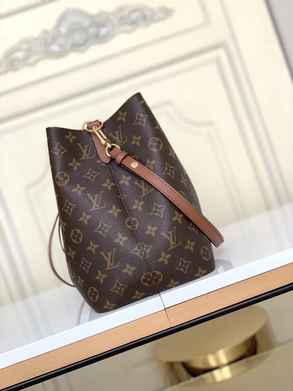 LOUIS VUITTON- LV bag