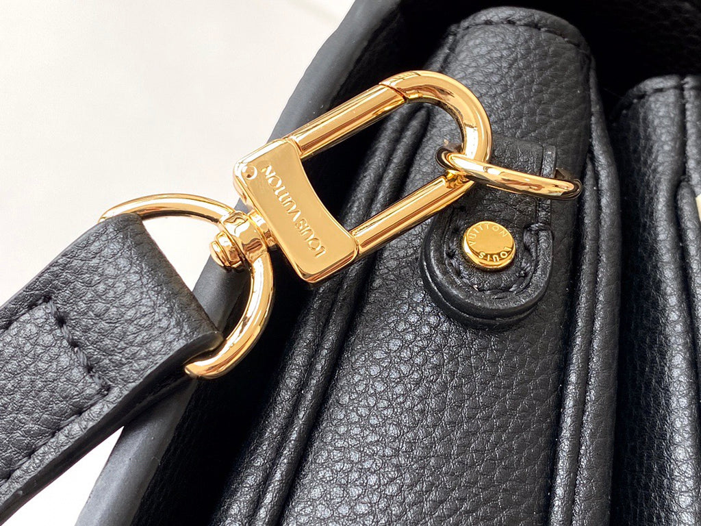 LOUIS VUITTON- LV bag