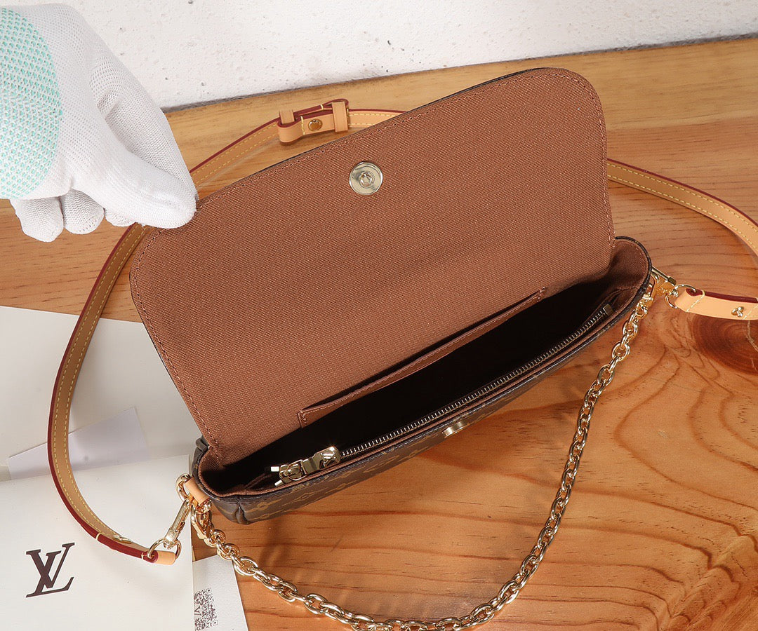 LOUIS VUITTON- LV bag