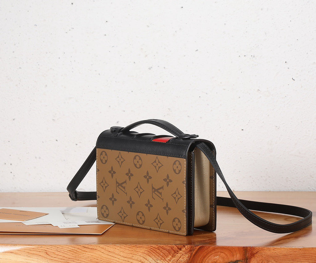 LOUIS VUITTON- LV bag