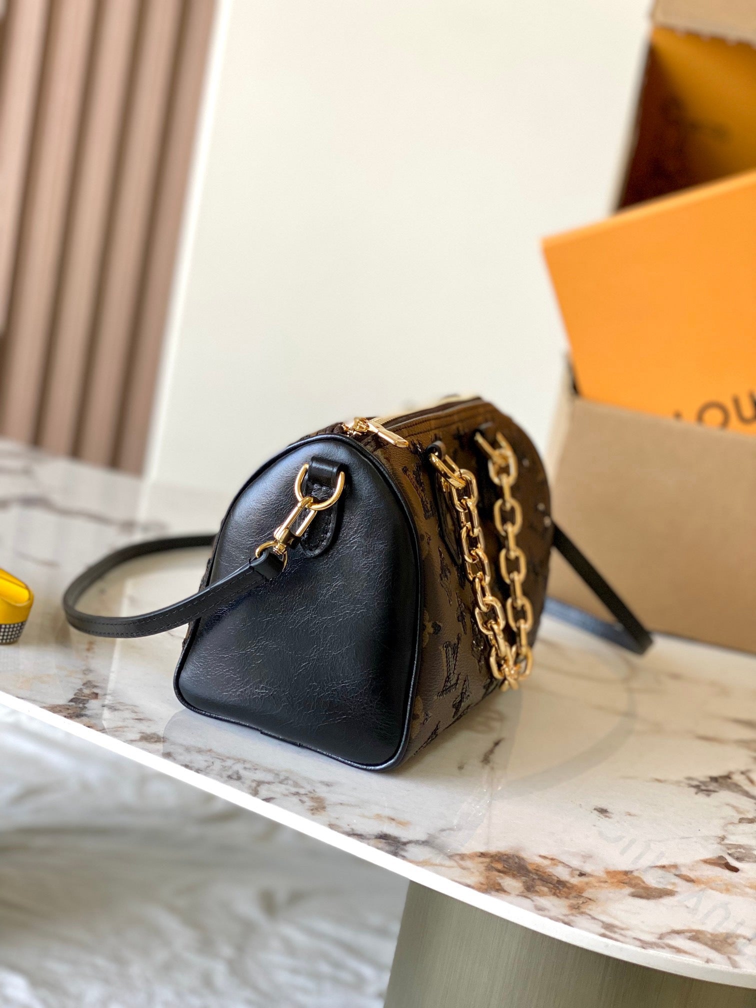 LOUIS VUITTON- LV bag