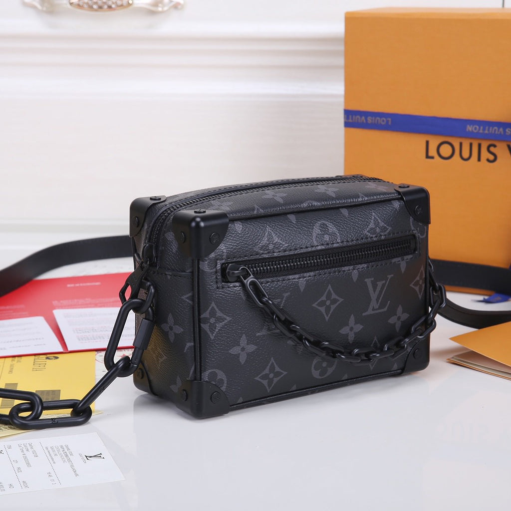 LOUIS VUITTON- LV bag