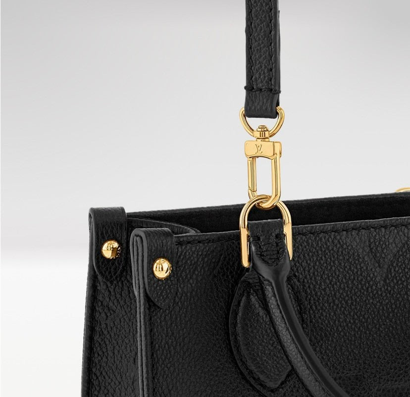 LOUIS VUITTON- LV bag