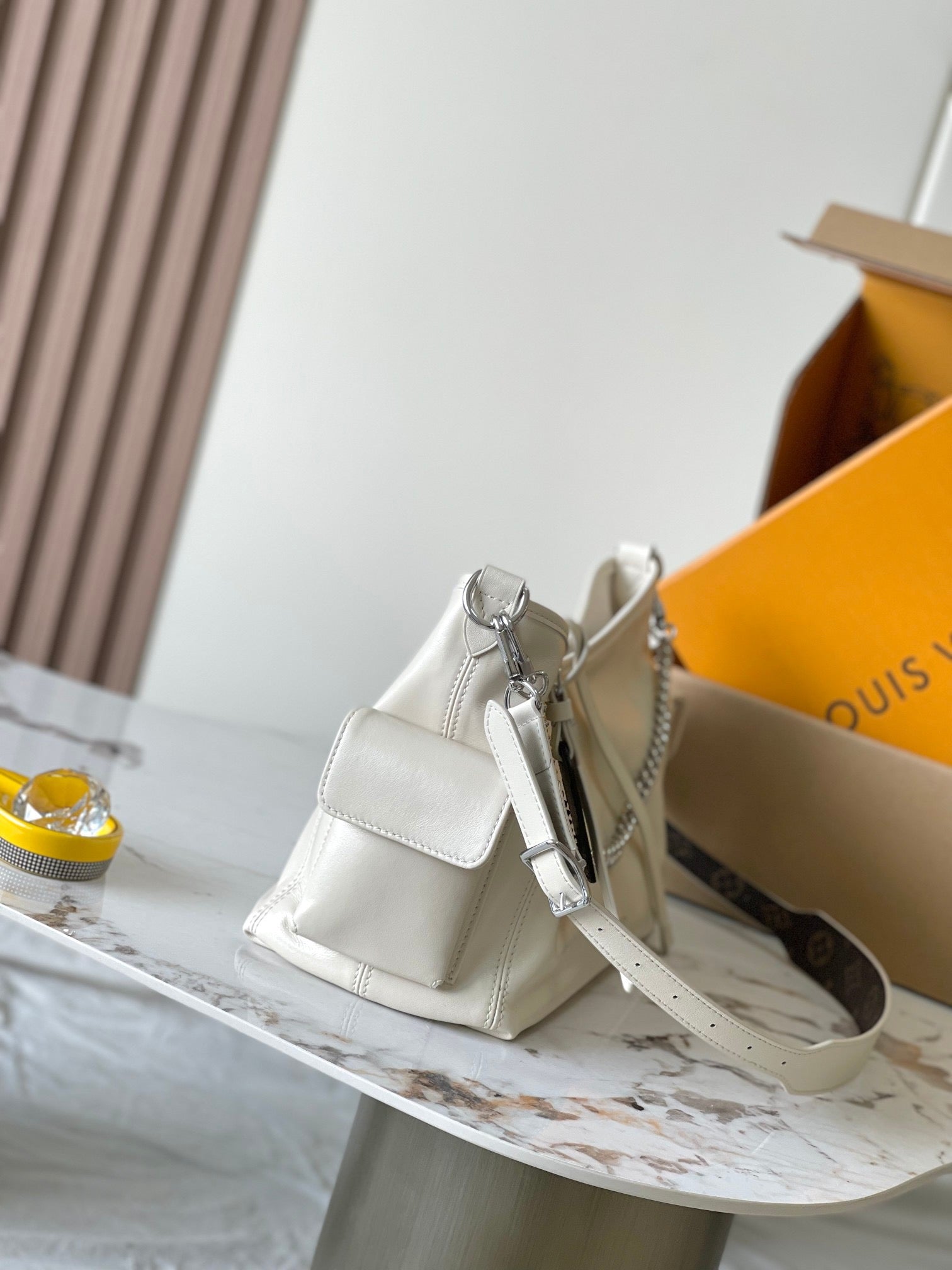 LOUIS VUITTON- LV bag