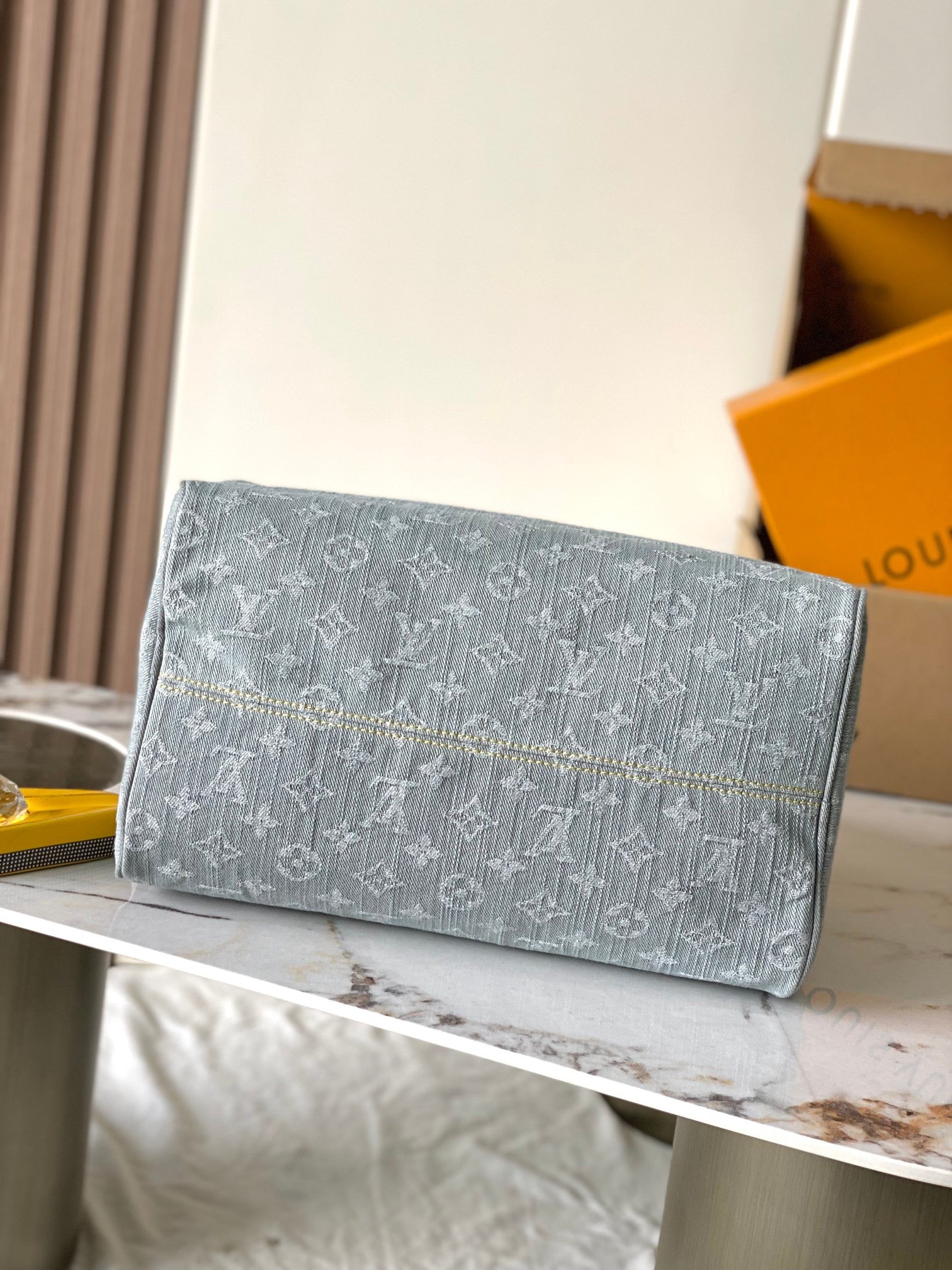 LOUIS VUITTON- LV bag