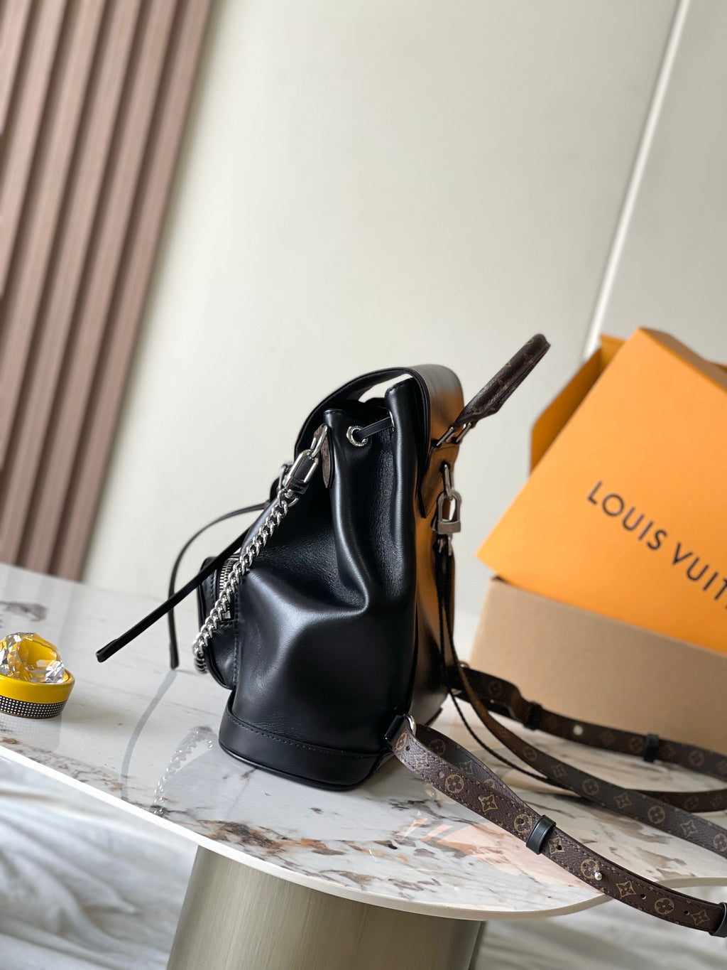 LOUIS VUITTON- LV bag