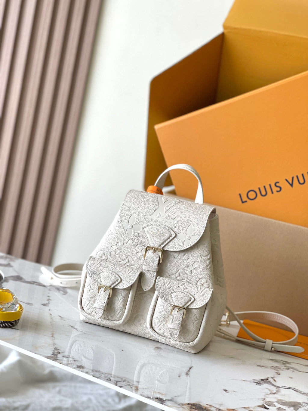 LOUIS VUITTON- LV bag