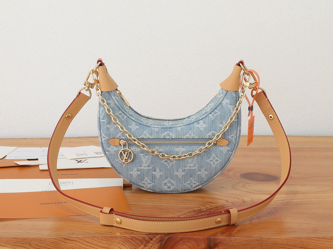 LOUIS VUITTON- LV bag