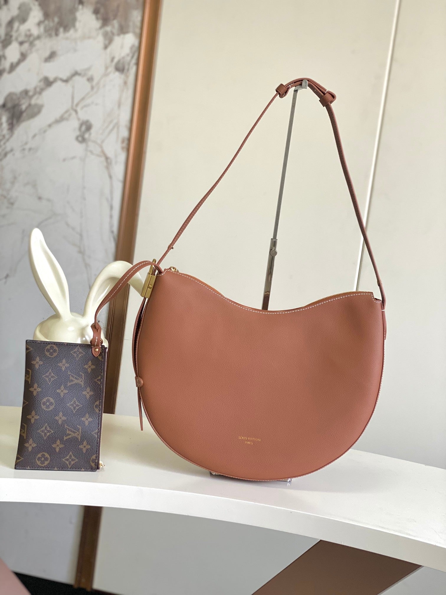 LOUIS VUITTON- LV bag