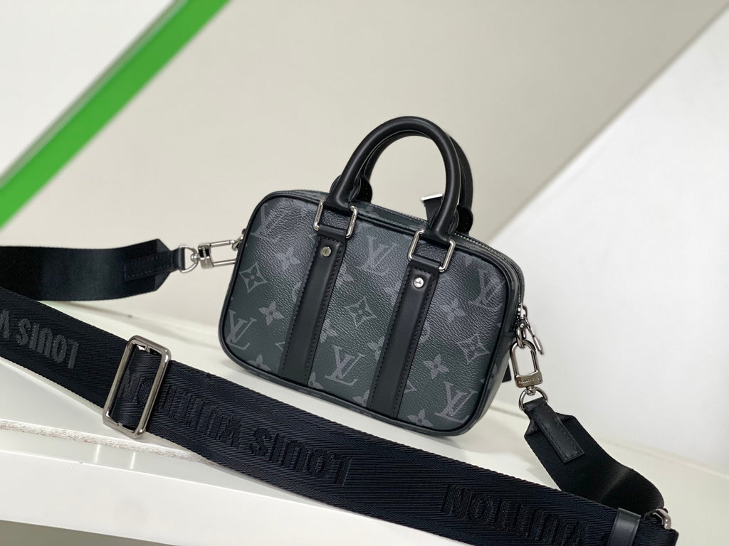 LOUIS VUITTON- LV bag